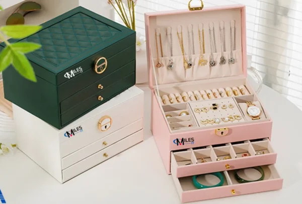 Jewellery Box - 3 Layer jwell organizer storage box, Portable Travel-Friendly Storage. Elegant Storage Case for Rings, Earrings, Necklaces & Bracelets MilesIT Logo <br><span style="font-size:14px;">Color will be as per availability</span>